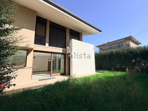 casa indipendente in vendita a San Martino Buon Albergo