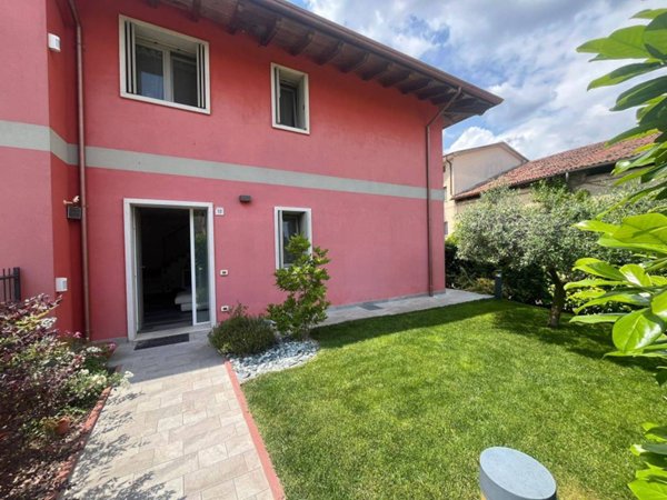 casa indipendente in vendita a San Martino Buon Albergo