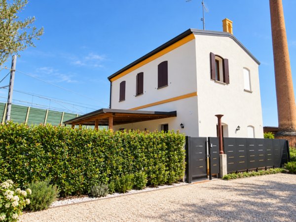 casa indipendente in vendita a San Martino Buon Albergo