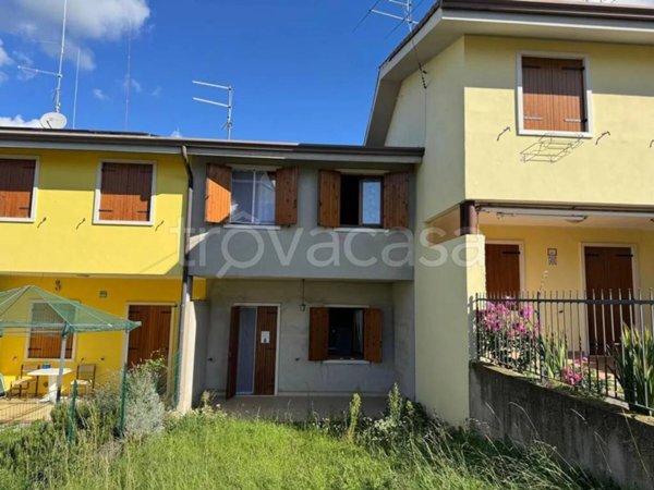 casa indipendente in vendita a San Mauro di Saline