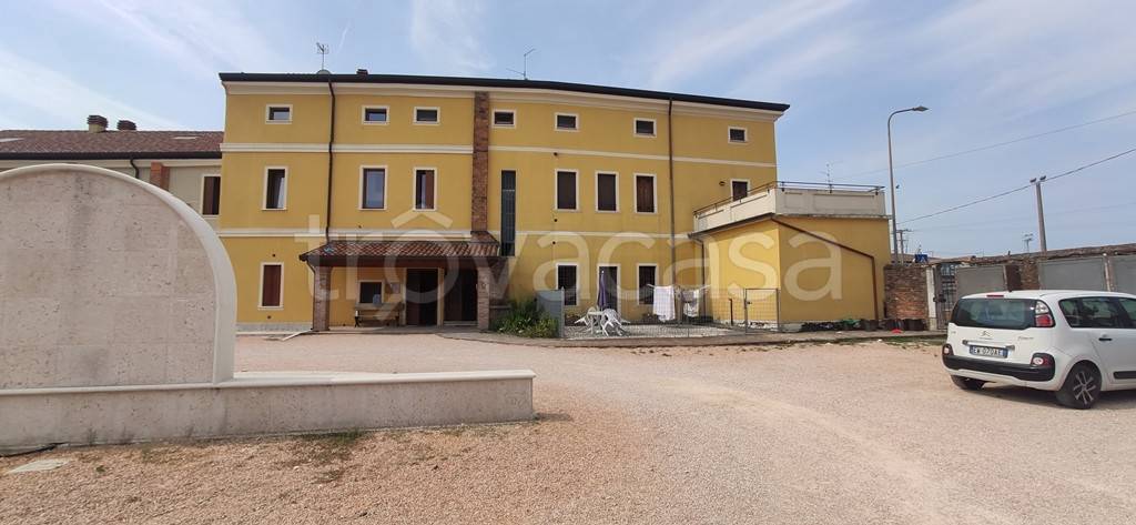 appartamento in vendita a San Pietro di Morubio in zona Bonavicina