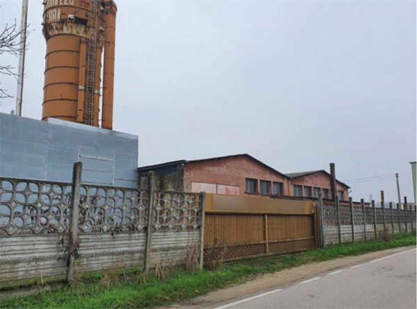 capannone in vendita a San Pietro di Morubio