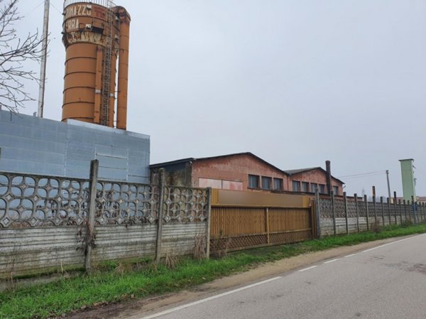 terreno edificabile in vendita a San Pietro di Morubio in zona Bonavicina