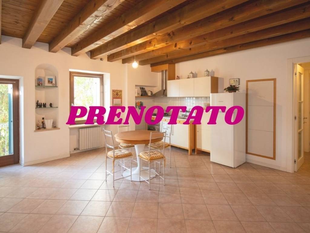 appartamento in vendita a San Pietro in Cariano in zona Corrubbio