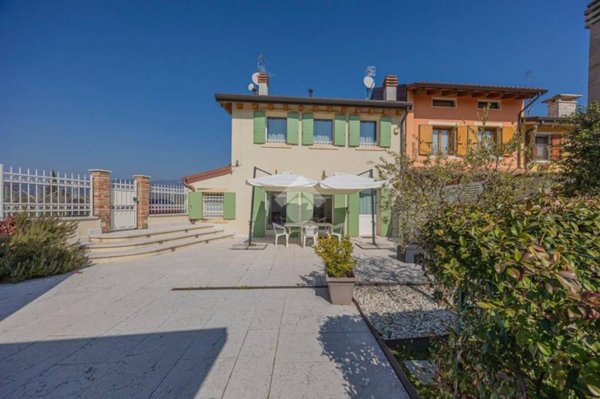 casa indipendente in vendita a San Pietro in Cariano