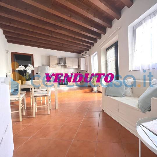 appartamento in vendita a San Pietro in Cariano in zona Corrubbio