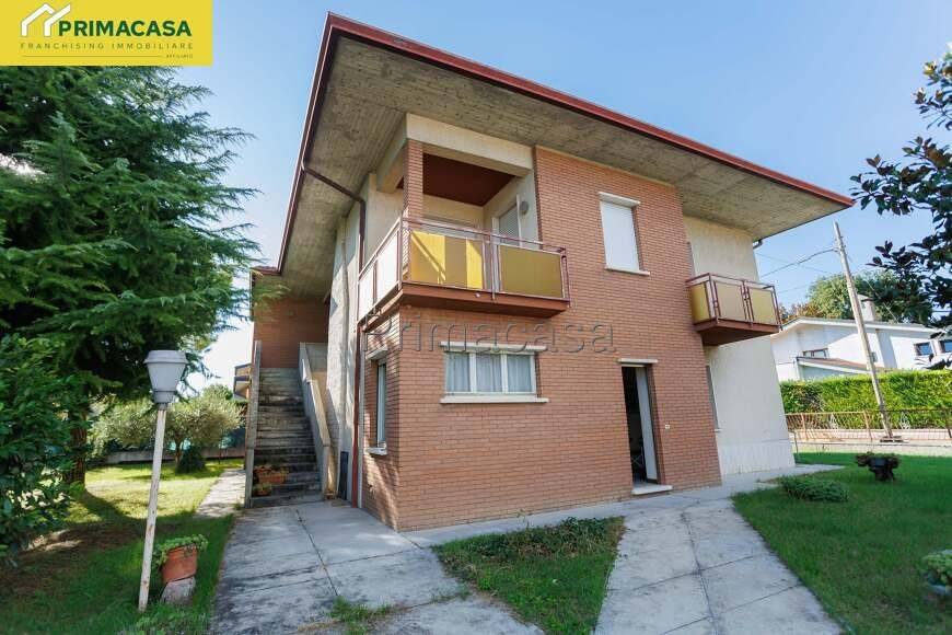 casa indipendente in vendita a San Pietro in Cariano in zona Pedemonte