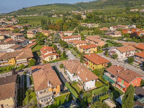 appartamento in vendita a San Pietro in Cariano in zona Bure