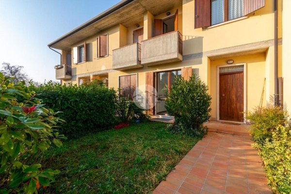 casa indipendente in vendita a San Pietro in Cariano