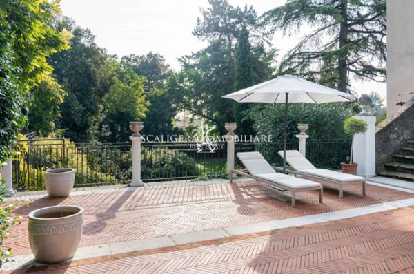 casa indipendente in vendita a San Pietro in Cariano in zona Pedemonte