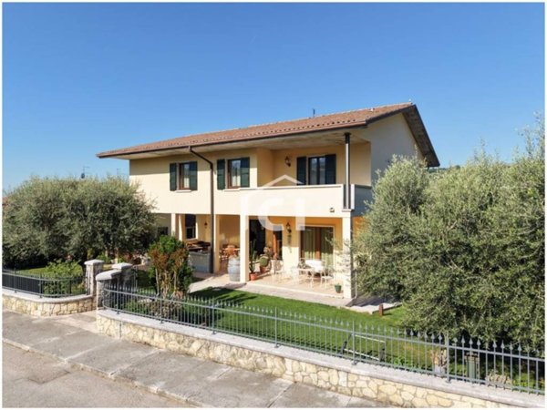 casa indipendente in vendita a San Pietro in Cariano