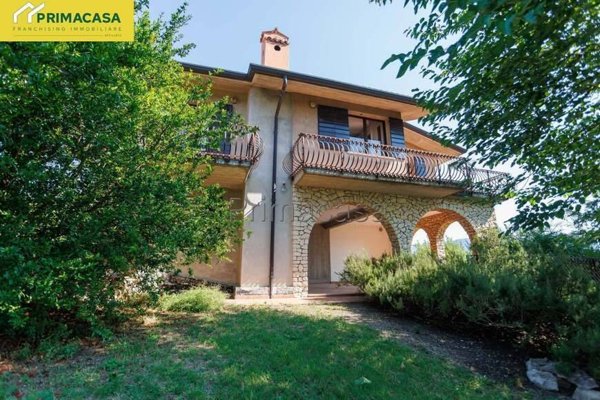 casa indipendente in vendita a San Pietro in Cariano in zona San Floriano