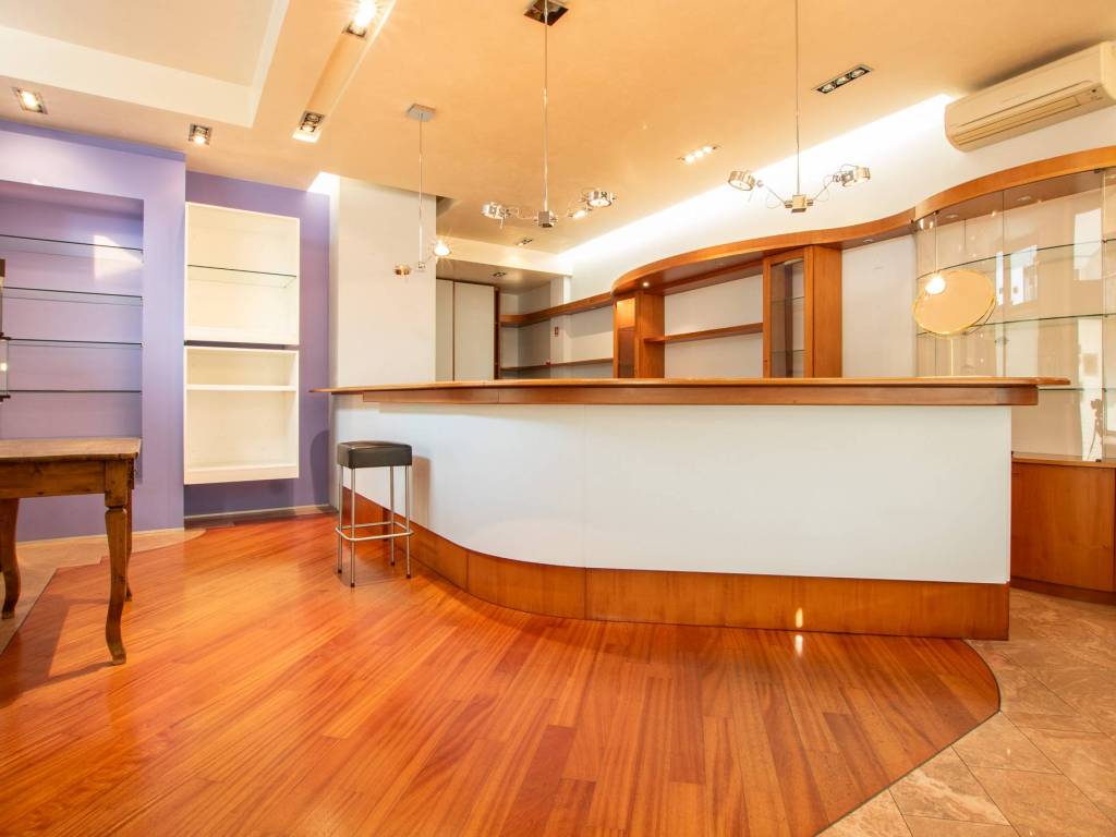 negozio in vendita a San Pietro in Cariano