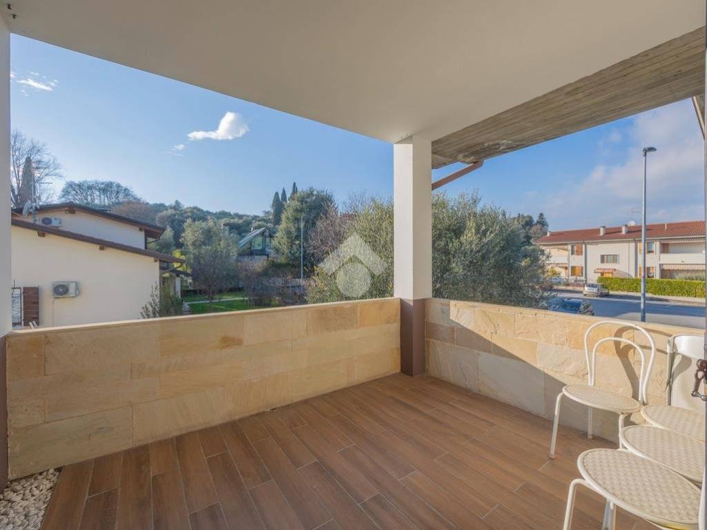 casa indipendente in vendita a San Pietro in Cariano in zona Corrubbio