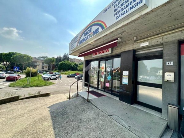 locale commerciale in vendita a San Pietro in Cariano