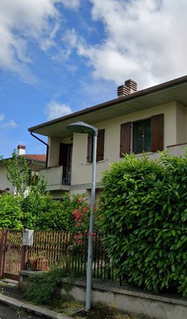 casa indipendente in vendita a San Pietro in Cariano in zona San Floriano