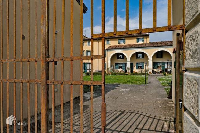 casa indipendente in vendita a San Pietro in Cariano in zona Pedemonte