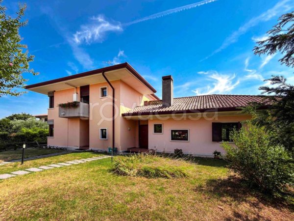 casa indipendente in vendita a San Pietro in Cariano