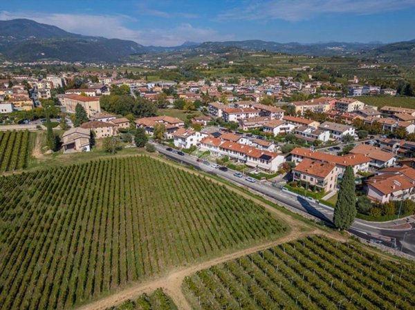 casa indipendente in vendita a San Pietro in Cariano