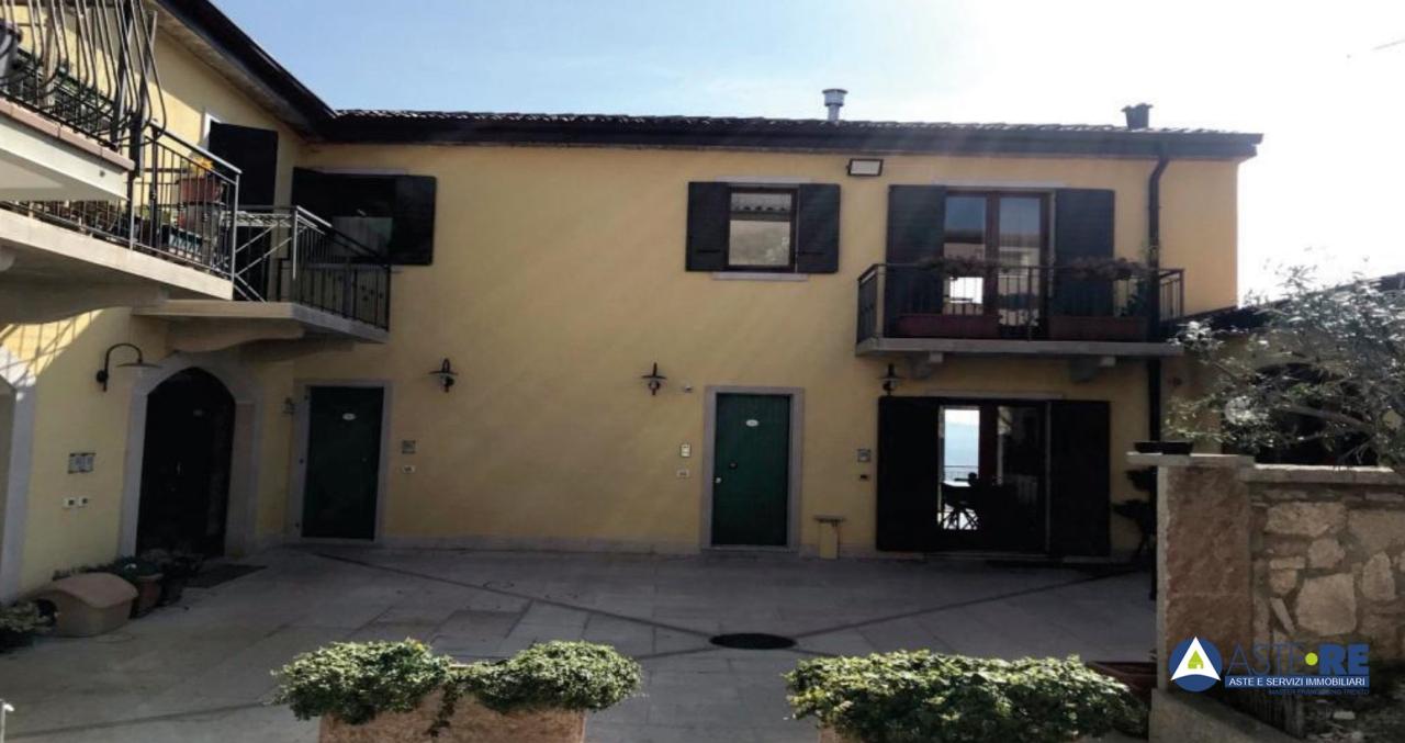 appartamento in vendita a Sant'Ambrogio di Valpolicella in zona San Giorgio