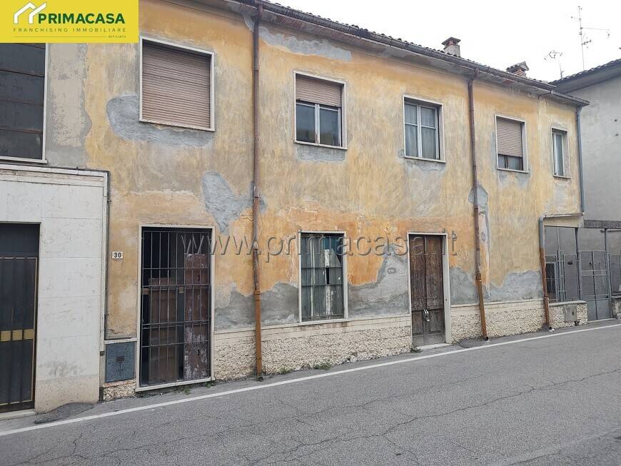appartamento in vendita a Sant'Ambrogio di Valpolicella in zona Ponton