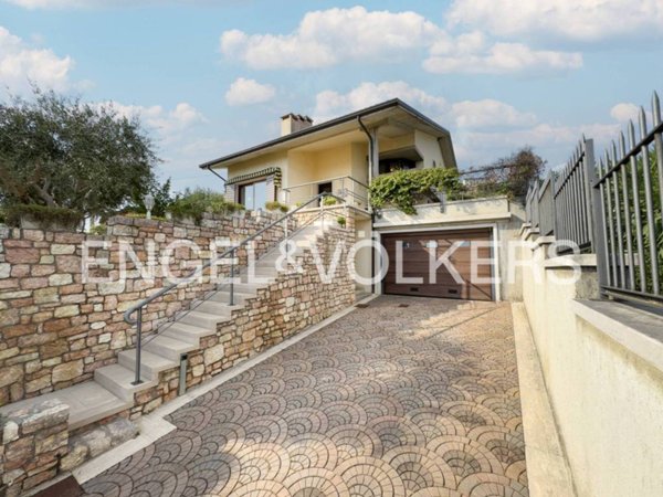 casa indipendente in vendita a Sant'Ambrogio di Valpolicella in zona San Giorgio
