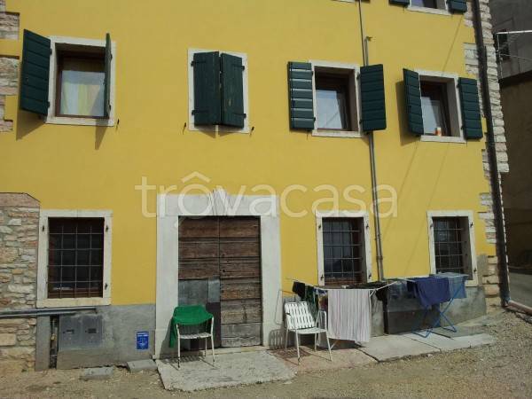 appartamento in vendita a Sant'Ambrogio di Valpolicella in zona Monte