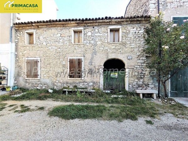 quadrivano in vendita a Sant'Ambrogio di Valpolicella in zona Monte