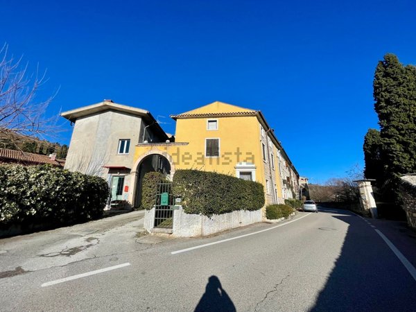 casa indipendente in vendita a Sant'Ambrogio di Valpolicella