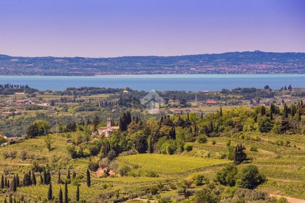 appartamento in vendita a Sant'Ambrogio di Valpolicella in zona Monte