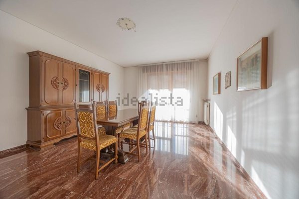 casa indipendente in vendita a Sant'Ambrogio di Valpolicella in zona Domegliara