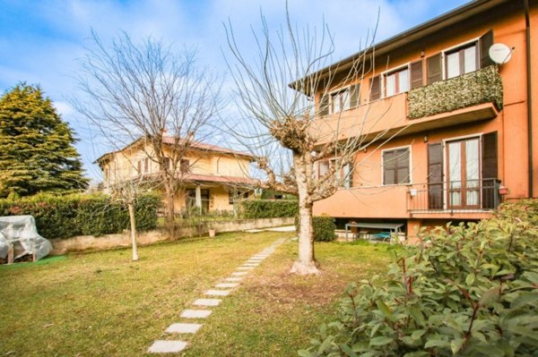 appartamento in vendita a Sant'Ambrogio di Valpolicella in zona Domegliara