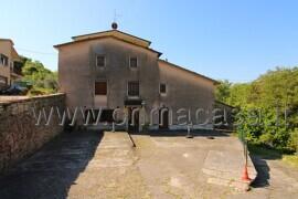 casa indipendente in vendita a Sant'Ambrogio di Valpolicella in zona Monte