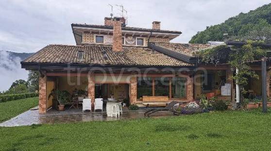 casa indipendente in vendita a Sant'Ambrogio di Valpolicella