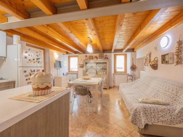casa indipendente in vendita a Sant'Ambrogio di Valpolicella