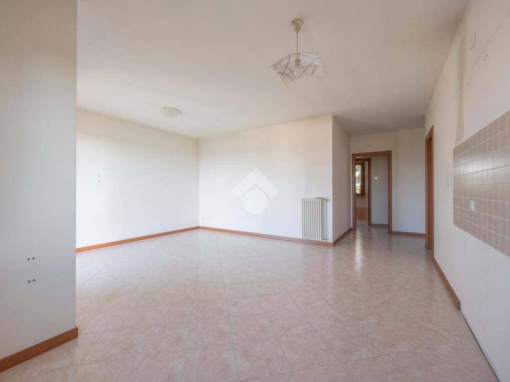 appartamento in vendita a Sant'Ambrogio di Valpolicella in zona Domegliara