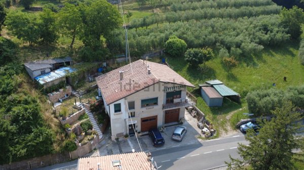 appartamento in vendita a Sant'Ambrogio di Valpolicella in zona Monte