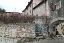 casale in vendita a Sant'Ambrogio di Valpolicella