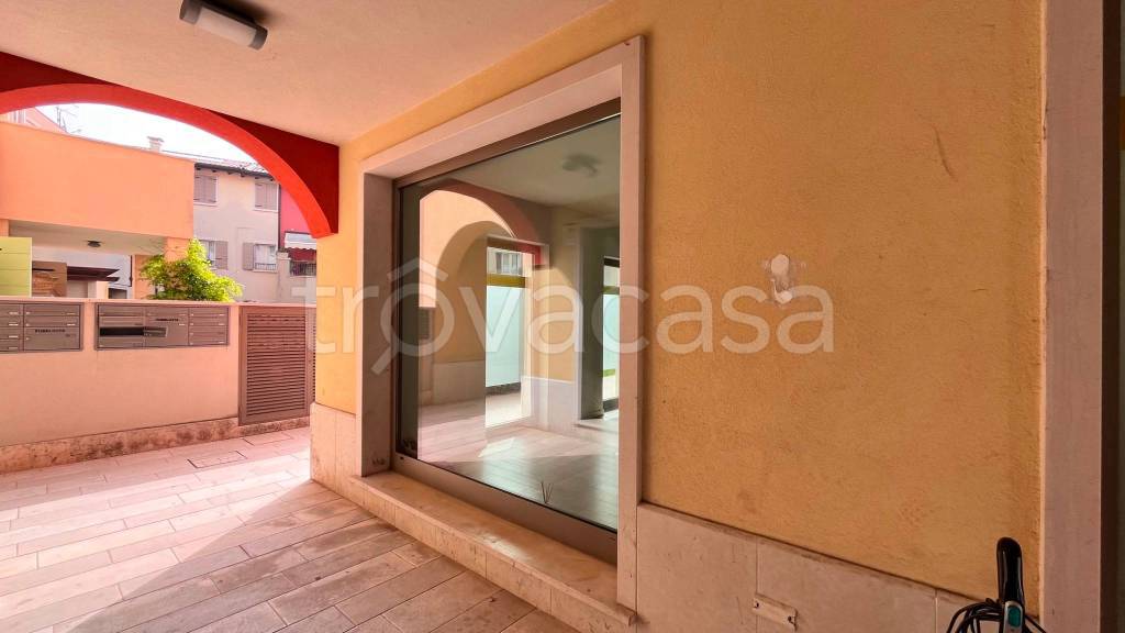 negozio in vendita a Sant'Ambrogio di Valpolicella