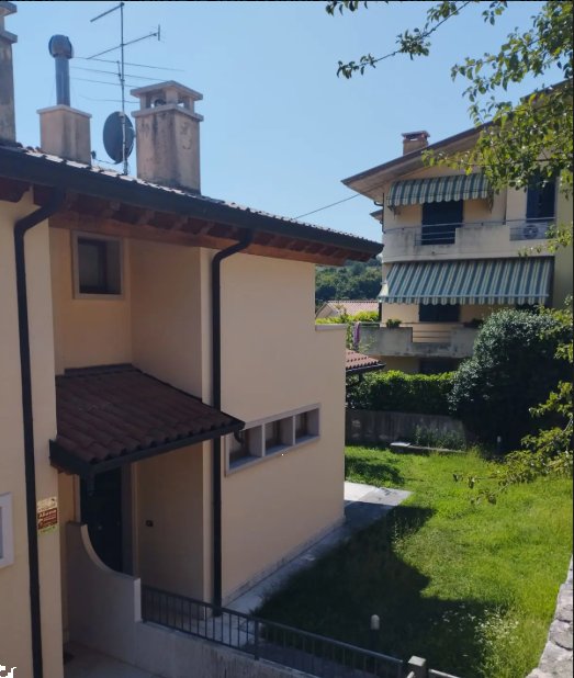 casa indipendente in vendita a Sant'Ambrogio di Valpolicella