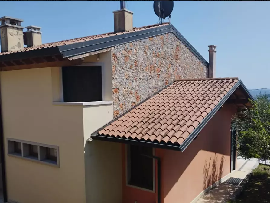 casa indipendente in vendita a Sant'Ambrogio di Valpolicella