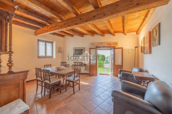 casa indipendente in vendita a Sant'Ambrogio di Valpolicella in zona Gargagnago