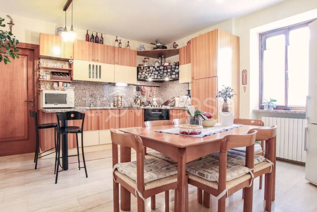 casa indipendente in vendita a Sant'Ambrogio di Valpolicella