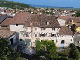 casa indipendente in vendita a Sant'Ambrogio di Valpolicella