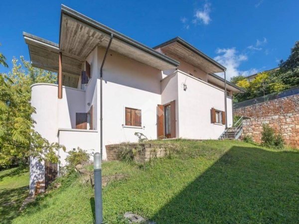 casa indipendente in vendita a Sant'Ambrogio di Valpolicella in zona San Giorgio