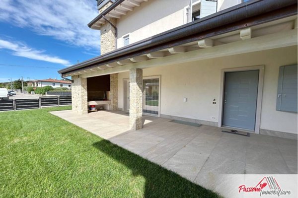 casa indipendente in vendita a Sant'Ambrogio di Valpolicella