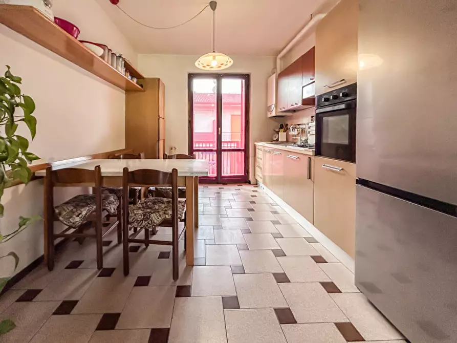 appartamento in vendita a Sant'Ambrogio di Valpolicella in zona Domegliara