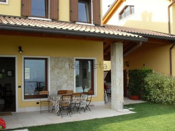 casa indipendente in vendita a Sant'Ambrogio di Valpolicella in zona San Giorgio