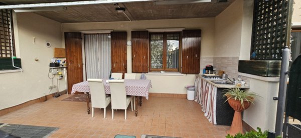 appartamento in vendita a Sant'Ambrogio di Valpolicella in zona Ponton