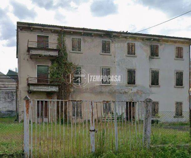 appartamento in vendita a Sant'Ambrogio di Valpolicella in zona Domegliara